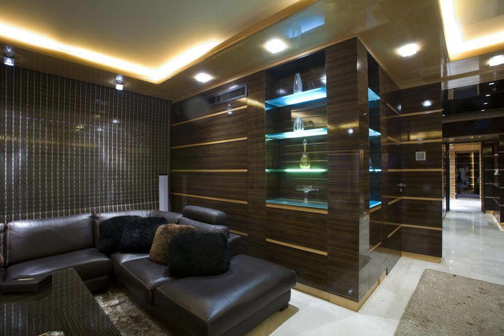 Lahoya Suites Beirut Exteriör bild