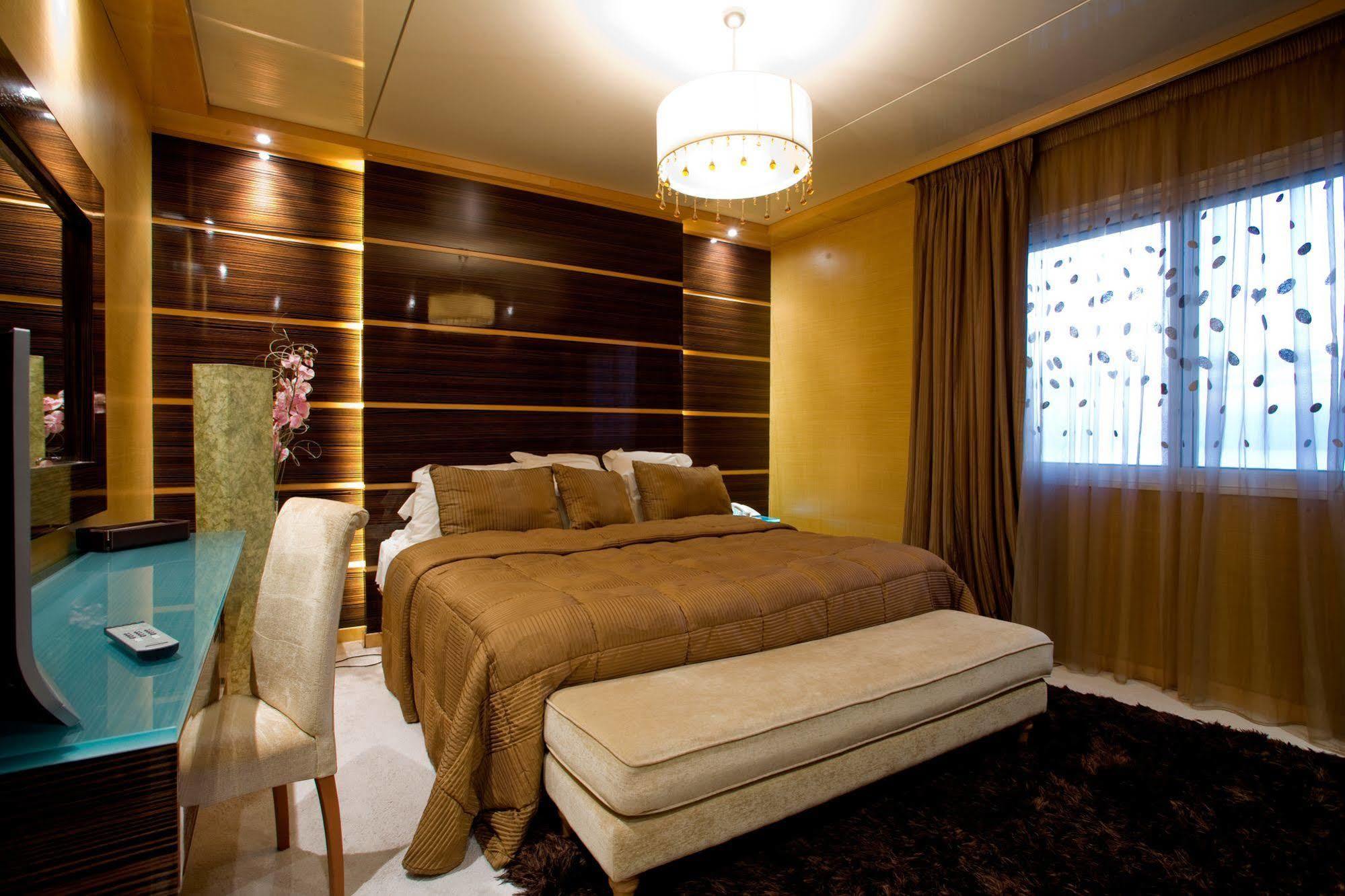Lahoya Suites Beirut Exteriör bild