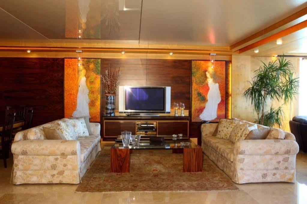 Lahoya Suites Beirut Exteriör bild