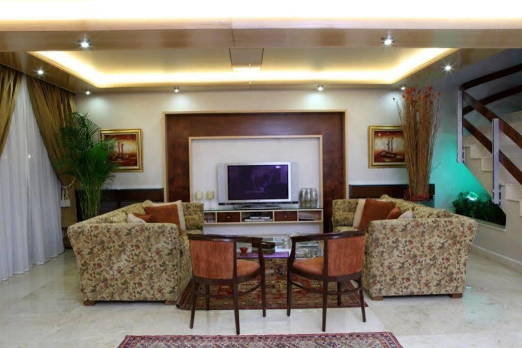 Lahoya Suites Beirut Exteriör bild